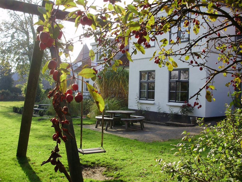 Provstegarden Bed & Breakfast Hovedgård Dış mekan fotoğraf
